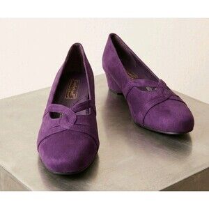 Comfort-Well by Beacon Purple Microsuede Low Wedge Pumps Criss Cross Strap 8M